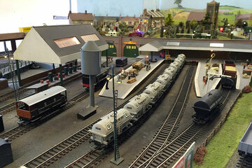 Treinen en toebehoren