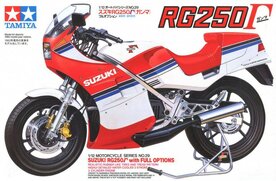 TAMIYA 14029 SUZUKI RG250 WITH FULL OPTIONS 1/12