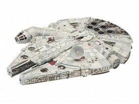 REVELL 05659 MILLENNIUM FALCON&trade; 1/72