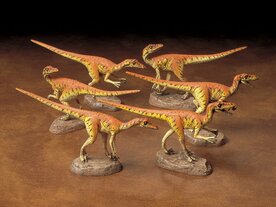 TAMIYA 60105 DIORAMA SET VELOCIRAPTORS PACK of SIX 1/35