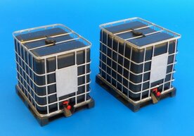 PLUSMODEL 495 VLOEISTOF TANK 1000L 1/35