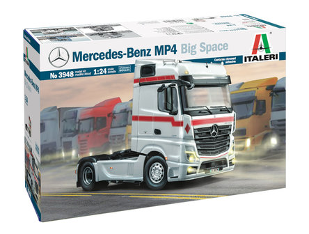 ITALERI 3948 MECEDES-BENZ MP4 &ldquo;BIG SPACE&rdquo; 1/24