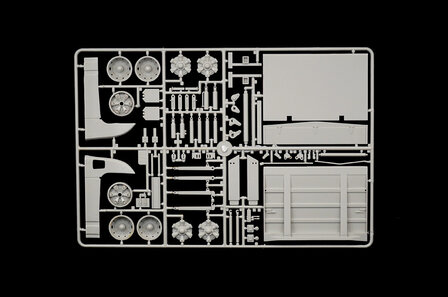 ITALERI 3939 IVECO TURBOSTAR 190-42 CANVAS MET LAADKLEP 1/24