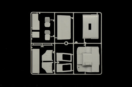 ITALERI 3946 MAN F8 19.321 4x2 1/24