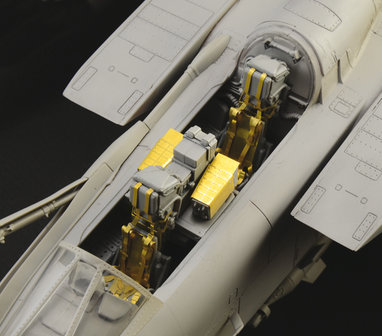 ITALERI 2513 TORNADO GR. 4 1/32