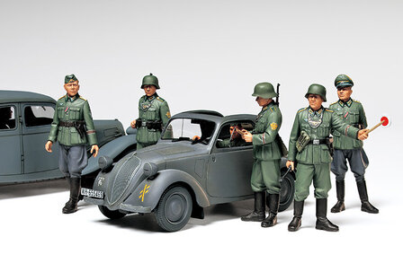 TAMIYA 35321 SIMCA 5 STAFF CAR 1/35