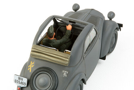 TAMIYA 35321 SIMCA 5 STAFF CAR 1/35