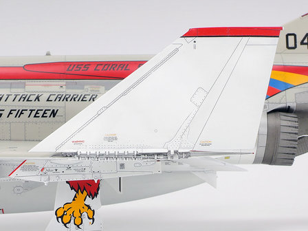TAMIYA 61121 MCDONNELL DOUGLAS F-4B PHANTOM 2 1/48