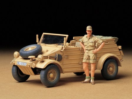 TAMIYA 35238 KUBELWAGEN TYPE 82/ AFRICA KORPS 1/35