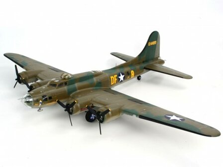 REVELL 04297 B-17F ,,MEMPHIS BELL&rdquo; 1/48