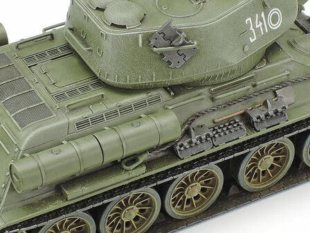 TAMIYA 32599 T-34-85 RUSSIAN MEDIUM TANK 1/48