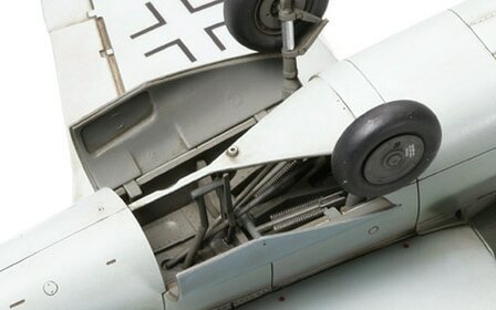 TAMIYA 61097 HEINKEL HE162 A-2 &ldquo;SALAMANDER&rdquo; 1/48