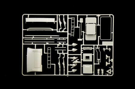 ITALERI 3950 SCANIA R143 M 500 STREAMLINE 4X2 1/24