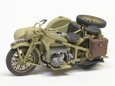 TAMIYA 35384 KS600 MOTORCYCLE &amp; SIDECAR 1/35