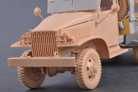 HOBBYBOSS 84572 GAZ-AAA WITH BM13/16 KATYUSHA 1/35