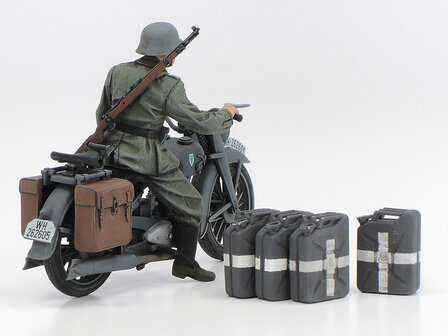 TAMIYA 25209 PANZERKAMPFWAGEN IV AUSF.G EARLY PRODUCTION &amp; MOTORCYCLE EASTERN FRON 1/35