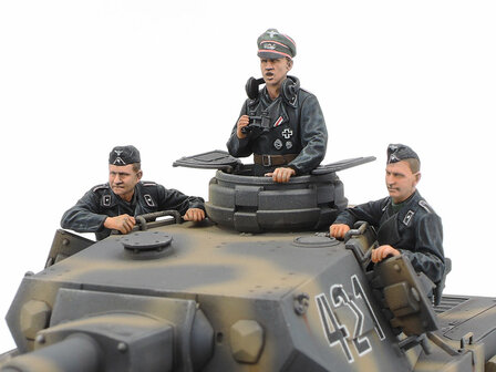 TAMIYA 25209 PANZERKAMPFWAGEN IV AUSF.G EARLY PRODUCTION &amp; MOTORCYCLE EASTERN FRON 1/35