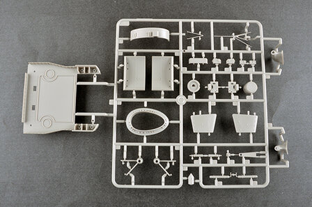 TRUMPETER 03714 GERMAN GNEISENAU BATTLESHIP 1/200 