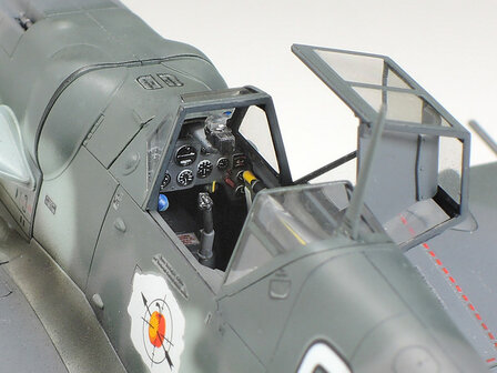 TAMIYA 61117 MESSERSCHMITT BF109 G-6 1/48