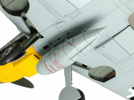 TAMIYA 61117 MESSERSCHMITT BF109 G-6 1/48