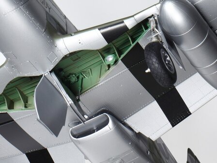 TAMIYA 60322 P-51D MUSTANG 1/32 