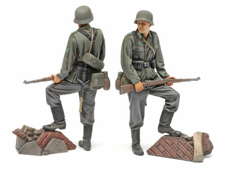 TAMIYA 35371 WWII GERMAN INFANTRY SET (MID) 1/35 