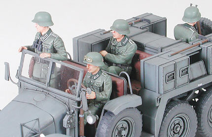 TAMIYA 35259 WWII GERMAN KRUPP PROTZE 1T-TOWING TRUCK 1/35