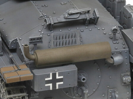 TAMIYA 35369 WWII GERMAN PANZERKAMPFWAGEN Ausf.E/F 38t. 1/35 