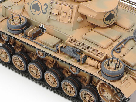 TAMIYA 35290 WWII GERMAN PANZERKAMPFWAGEN III Ausf.N 1/35