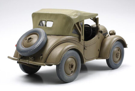 TAMIYA 32558 JAPANESE 4X4 LIGHT VEHICLE TYPE 95 KUROGANE 1/48