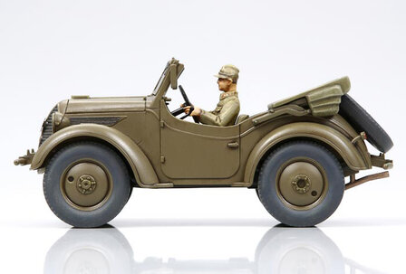 TAMIYA 32558 JAPANESE 4X4 LIGHT VEHICLE TYPE 95 KUROGANE 1/48