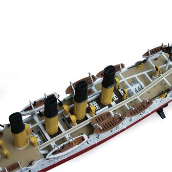ZVEZDA 9014 CRUISER &ldquo;VARYAG&rdquo; 1/350