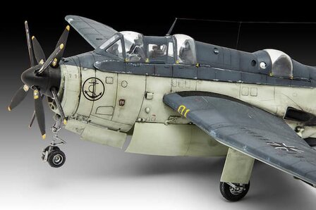 REVELL 03775 FAIREY GANNET AS.1/AS.4 1/72