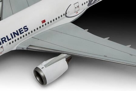 REVELL 03773 AIRBUS A350-900  1/144