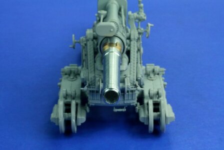 RB MODEL 35B52  WWII U.S 203mm L/24 B-4 HAVY HOWIZER M193 (VE1) 1/35 