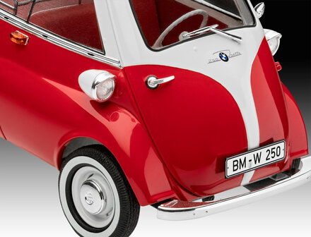 REVELL 07735 70 YEARS OF BMW ISETTA 250 EXCLUSIVE EDITION 1/16 