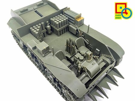 CLASSY HOBBY MC16016 US 75mm HOWITZER MOTOR GARRIAGE M8 1/16 