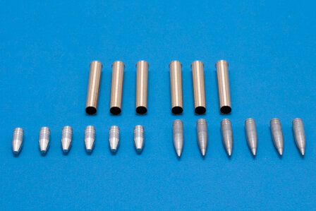 RB MODEL 72P10 WWII GERMAN 12,8cm PAK 40 L/61/2x6 PROJ. + 6 shells SPG &quot;STURER Emil&quot; 1/72