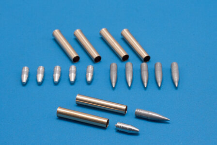 RB MODEL 72P10 WWII GERMAN 12,8cm PAK 40 L/61/2x6 PROJ. + 6 shells SPG &quot;STURER Emil&quot; 1/72