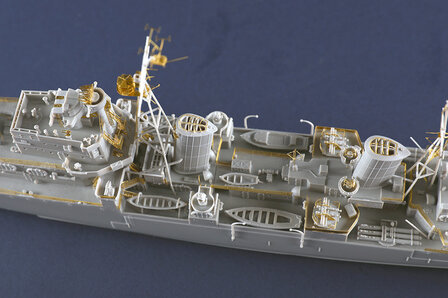 TRUMPETER 05367 HMS ARGONAUT 1/350