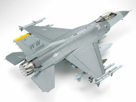 TAMIYA 60315 LOCKHEED MARTIN&reg; F-16CJ [BLOCK 50] FIGHTING FALCON&trade;&nbsp;1/32