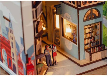 REVELL-00539 TINY ADVENTURES &quot;PARIS&quot;