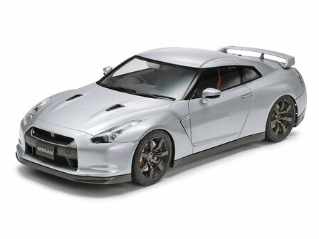 TAMIYA 24300 NISSAN GT-R 1/24