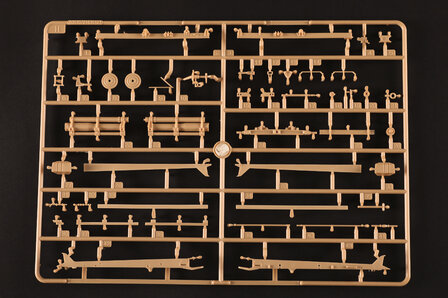 I LOVE KIT 63567 USA TRUCK CCKW-352 MACHINE GUN w. M2A1 105mm Howitzer 1/35