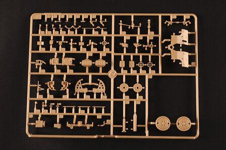 I LOVE KIT 63567 USA TRUCK CCKW-352 MACHINE GUN w. M2A1 105mm Howitzer 1/35