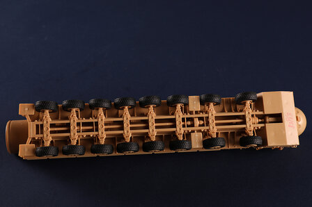 HOBBY BOSS 82963 RUSSIAN DF-41 ICBM 1/72