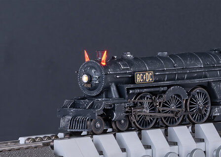 MARKLIN 39966 AC/DC STOOMLOCOMOTIEF MET SLEEPTENDER "BLACK ICE" H0