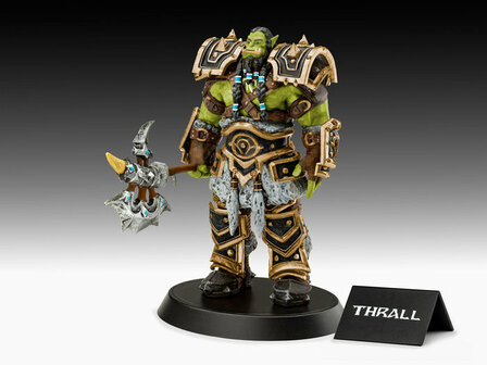 REVELL 03516 THRALL (WORLD OF WARCRAFT) 1/16