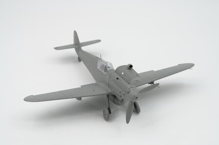 BORDER BF-013 BF109 G-10 W/WGR.21 &amp; FULL ENGINE AND WEAPON INTERIOR 1/35