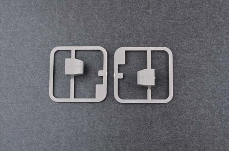 TRUMPETER 03706 USS IOWA BB-61 1/200